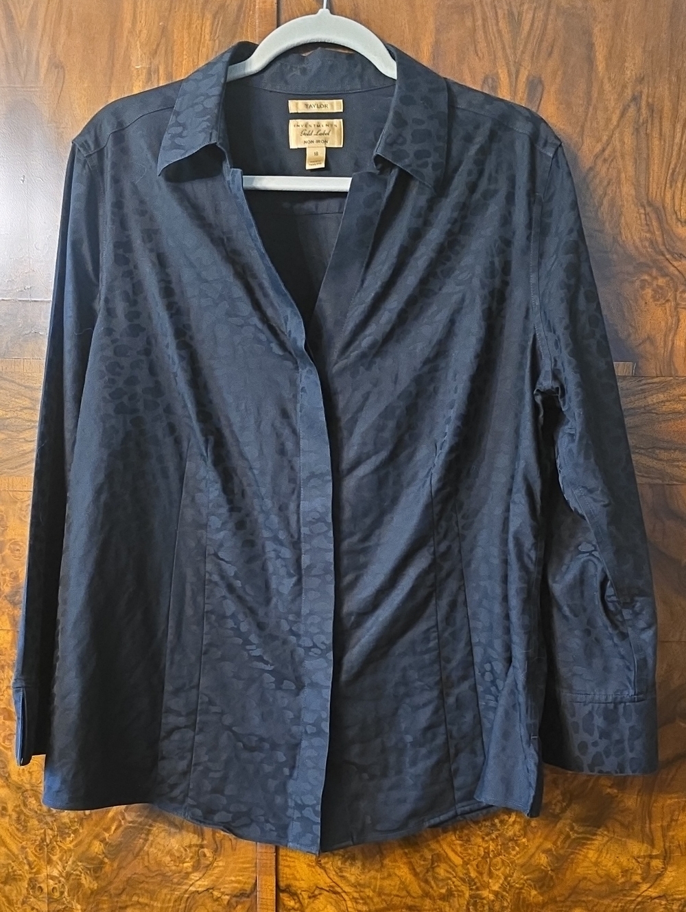 Investments Gold Label Buttondown Shirt